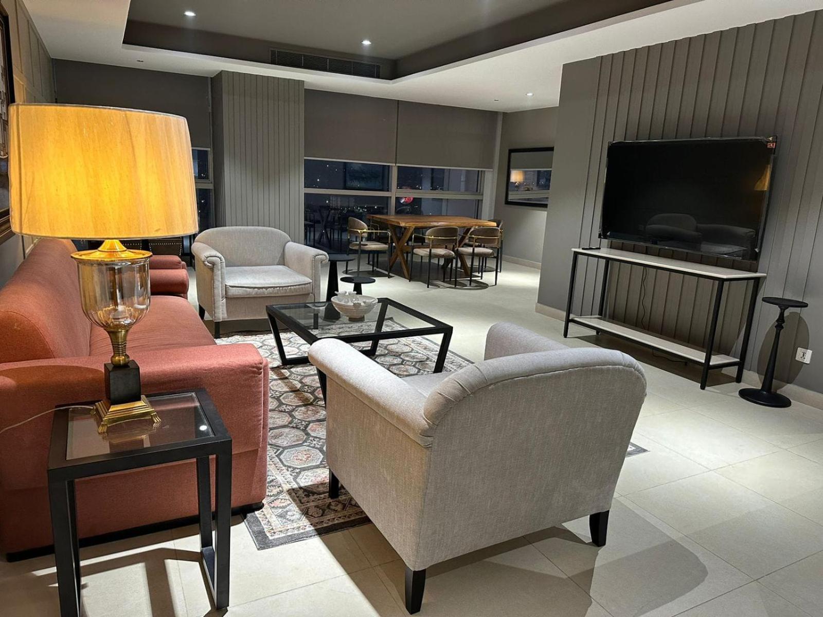 One Constitution Avenue By Goldfinch Aparthotel Ισλαμαμπάντ Εξωτερικό φωτογραφία